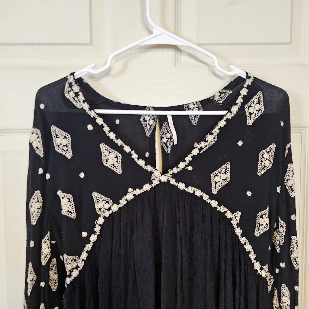 Free People Diamond Embroidered Bell Sleeve Tunic Mini Dress Swing Keyhole